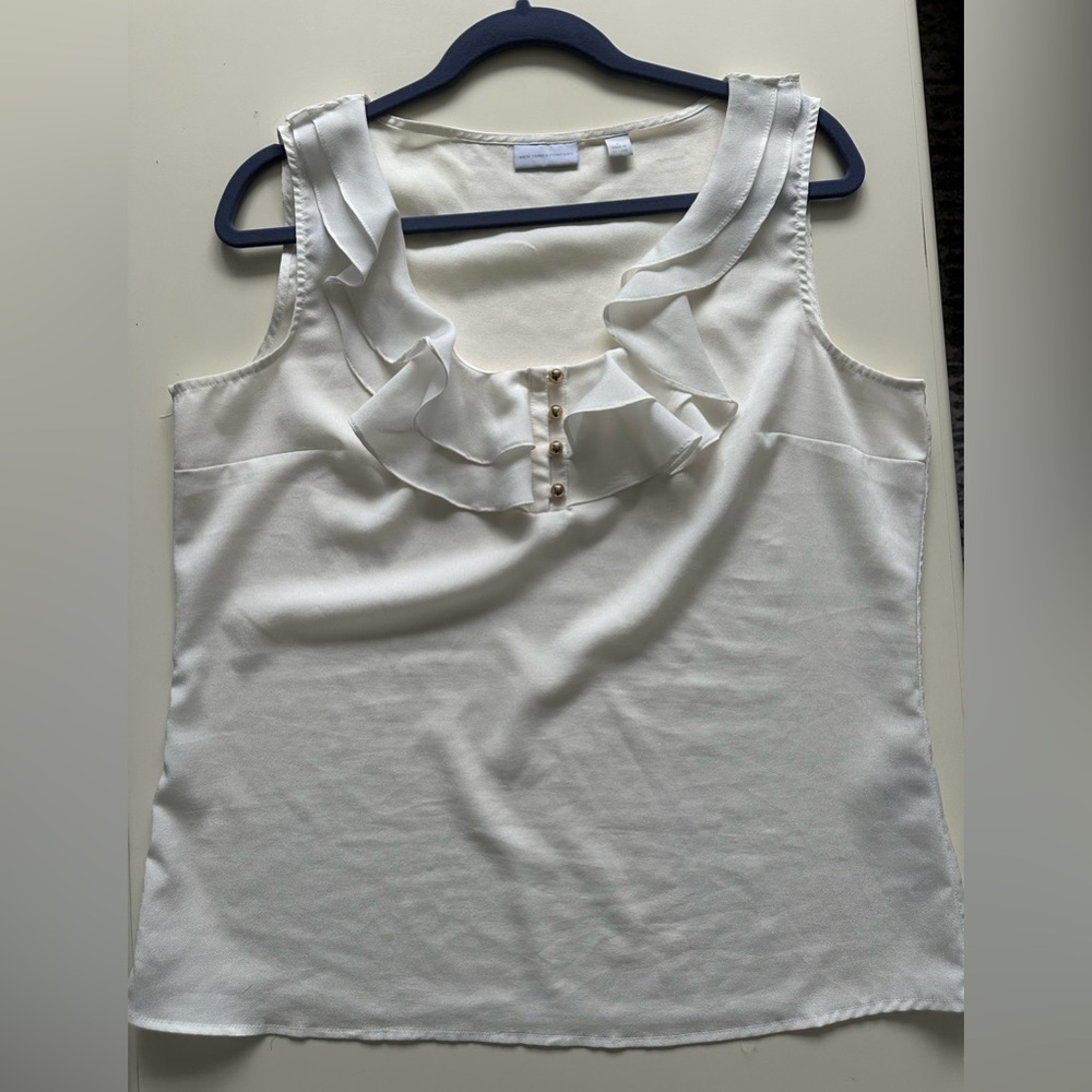 New York and Company white sleeveless blouse. Size Large